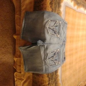 Vigoss chelsea bermuda shorts